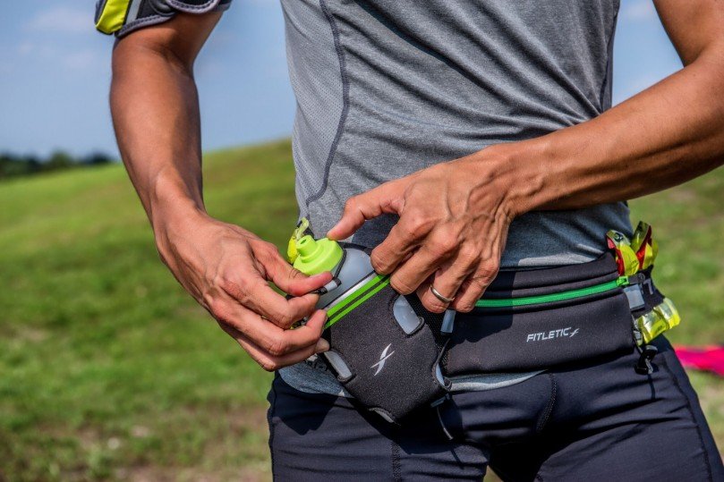 How a Running Phone Belt Can Prevent Sports Injuries